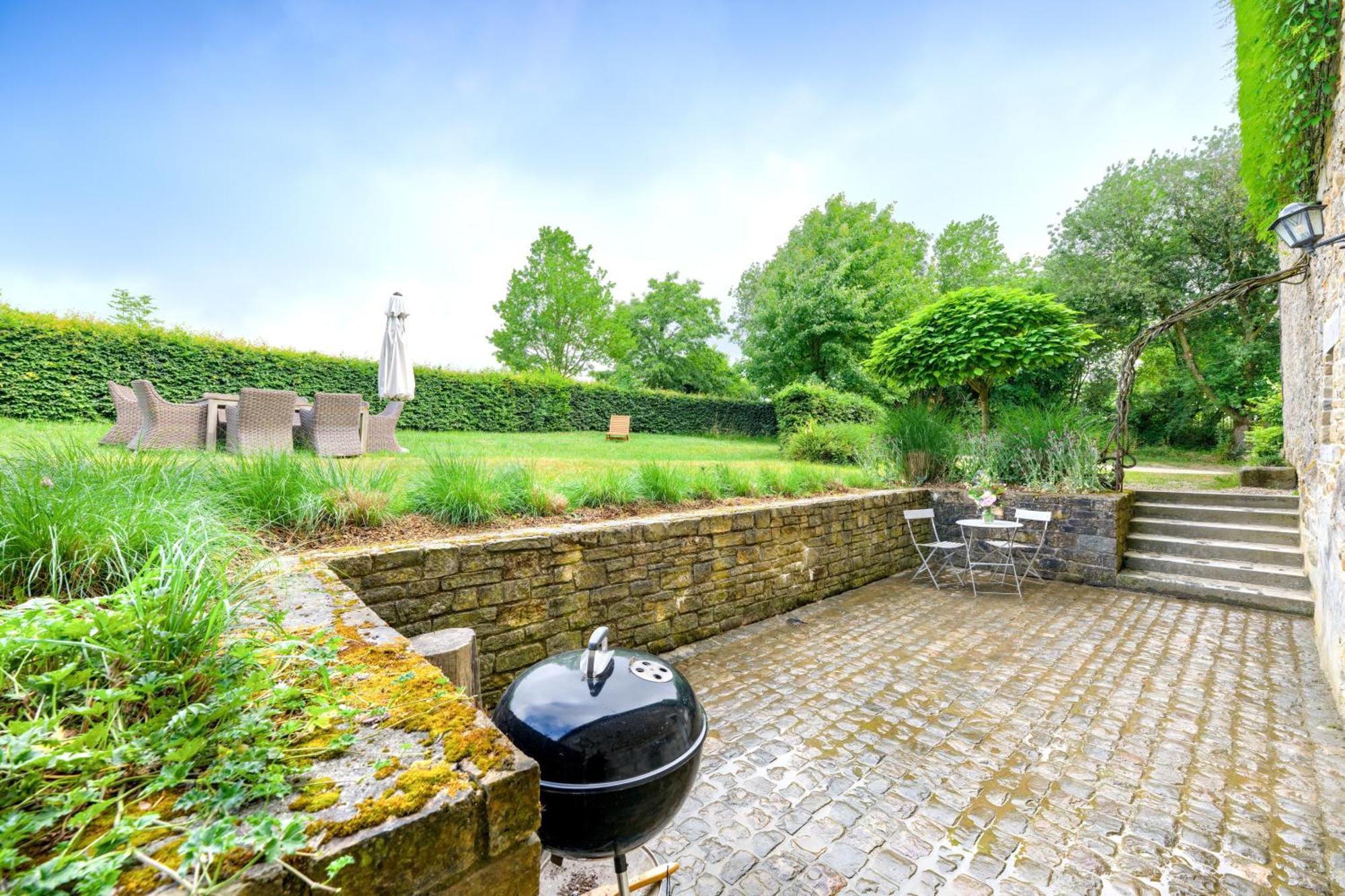 Le Gite De Froidefontaine Havelange Bagian luar foto